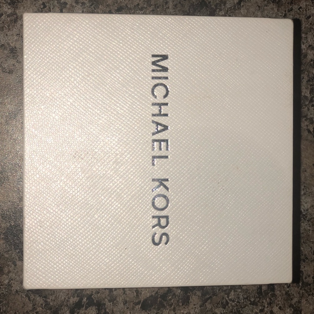 Michael Kors watch - Picture 2 of 8
